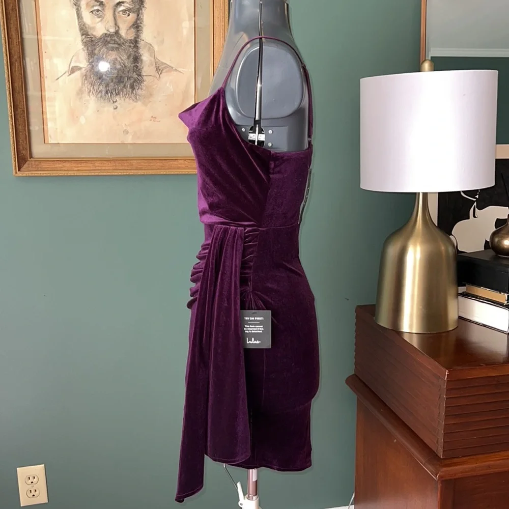 Lulu’s Living It Luxe Dark Purple Velvet Tulip Dress Size XS - Picture 4 of 9